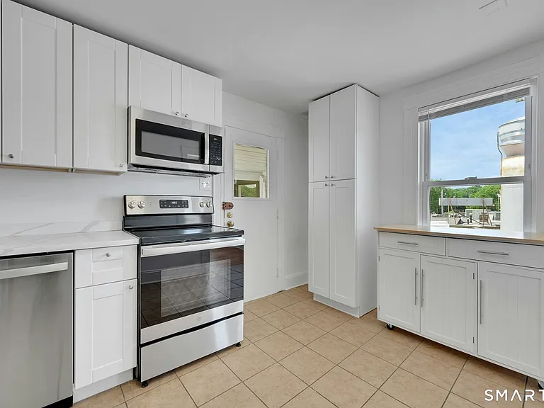 125 Tunxis Hill Rd — Photo 3