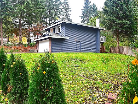 5th image of 16215 NE 98th St