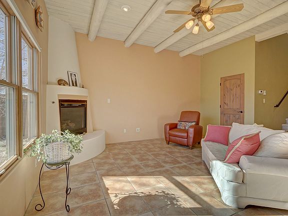 3rd image of 1573 Corte La Canada