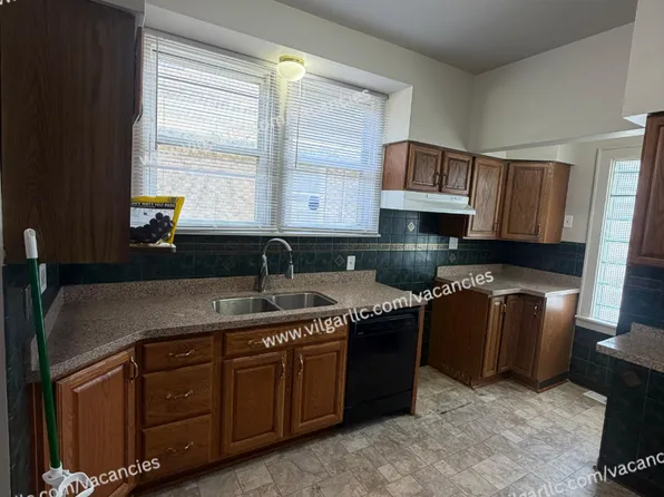 3640 Adams St, Gary, IN 46408