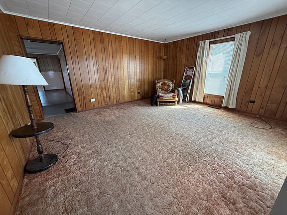 5th image of 1010 N Centennial St