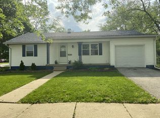 6 N Hickory Ln, Glenwood, IL