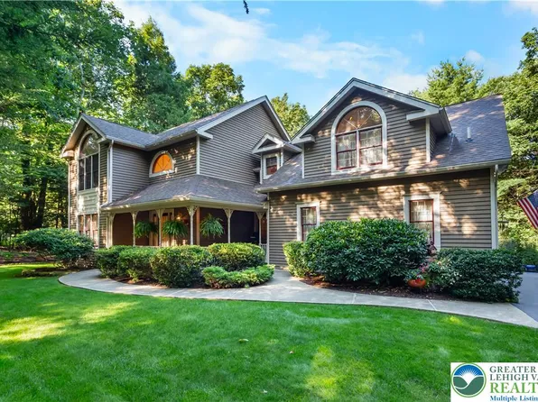 191 Chatham Hill Rd, Stroudsburg, PA 18360