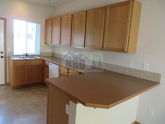 3rd image of 4311 S Puget Sound Ave #C & D