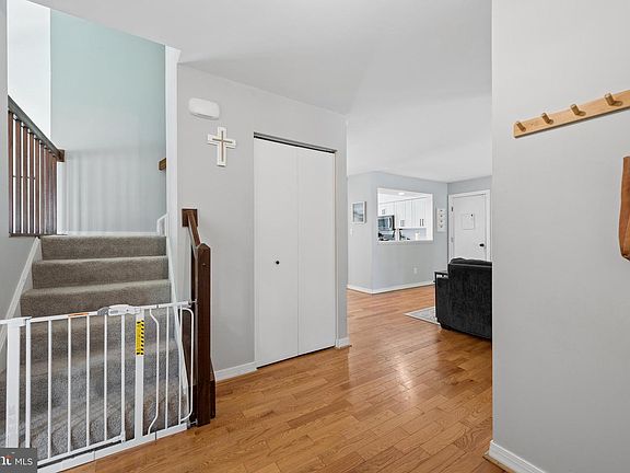5th image of 9500 Bell Vernon Pl