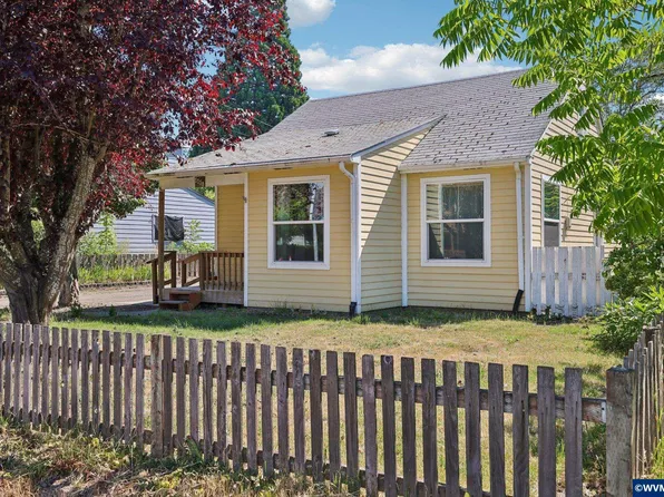 1118 Park Ave NE, Salem, OR 97301