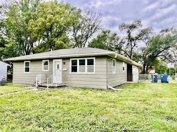 316 May St, Excelsior Springs, MO 64024