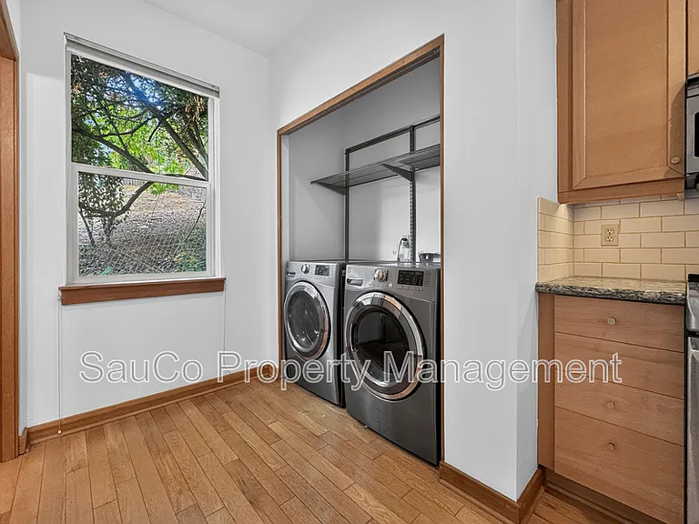 5049 SW View Point Ter #B — Photo 22
