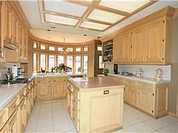 3rd image of 15818 Sylvan Lake Dr