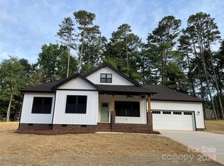 709 Dalton Creek Ln, Stanley, NC 28164