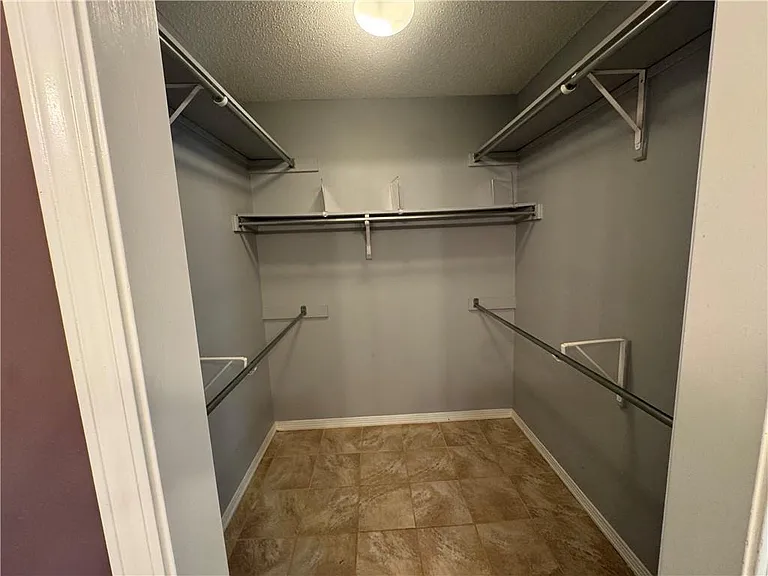 3267 Zephyr Dr — Photo 12