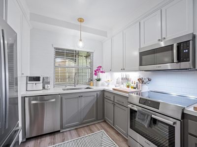 852 Diablo Avenue #204, Novato, CA, 94945