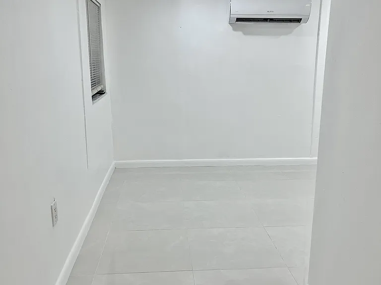 920 SW 29th Way #2/1 — Photo 8
