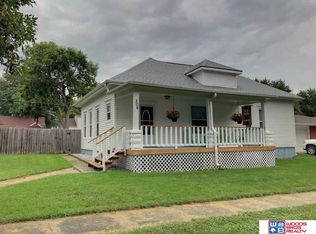 304 S 1st St, Seward, NE 68434