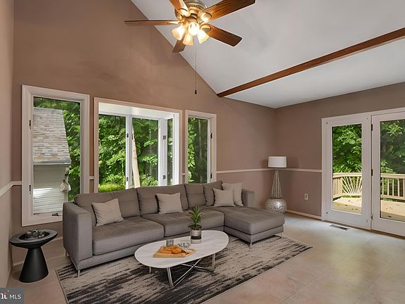 4th image of 12719 Banner Plantation Dr