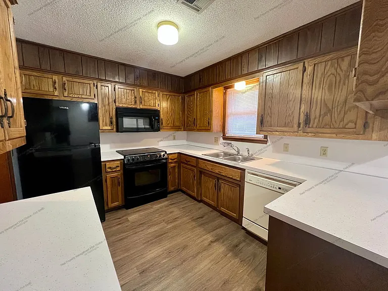 102 Beta Cir — Photo 7
