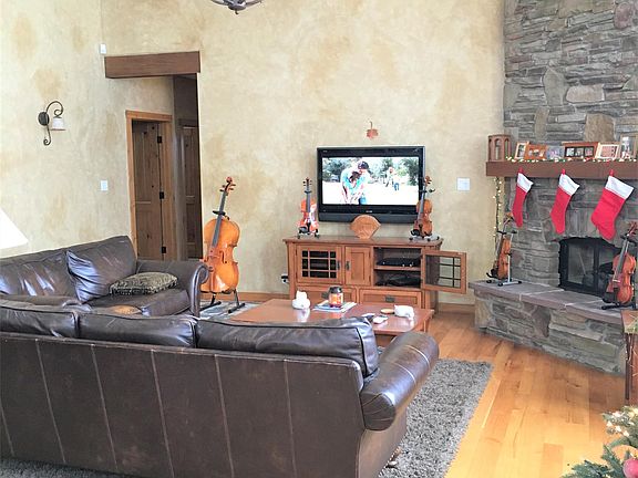 4th image of 13609 Wilderness Trl NE