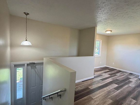 5th image of 1510 Rhodelia Rd