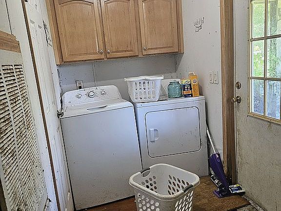 4th image of 11945 S Bay Ct