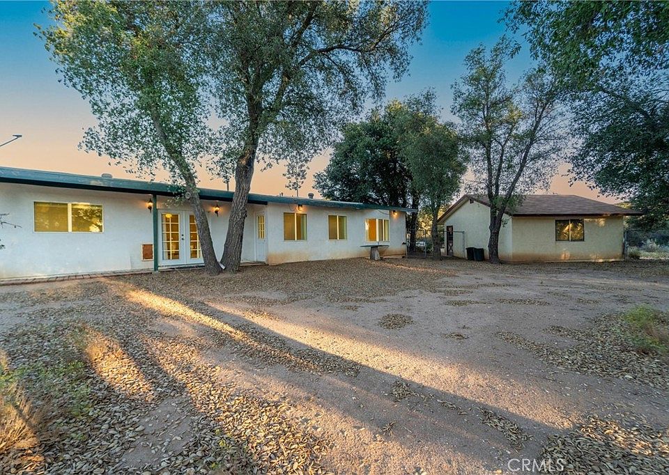 1st image of 30621 Chihuahua Valley Rd