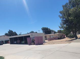 13521 Navajo Rd APT 1, Apple Valley, CA 92308