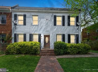 612 Mellon St SE APT 202, Washington, DC