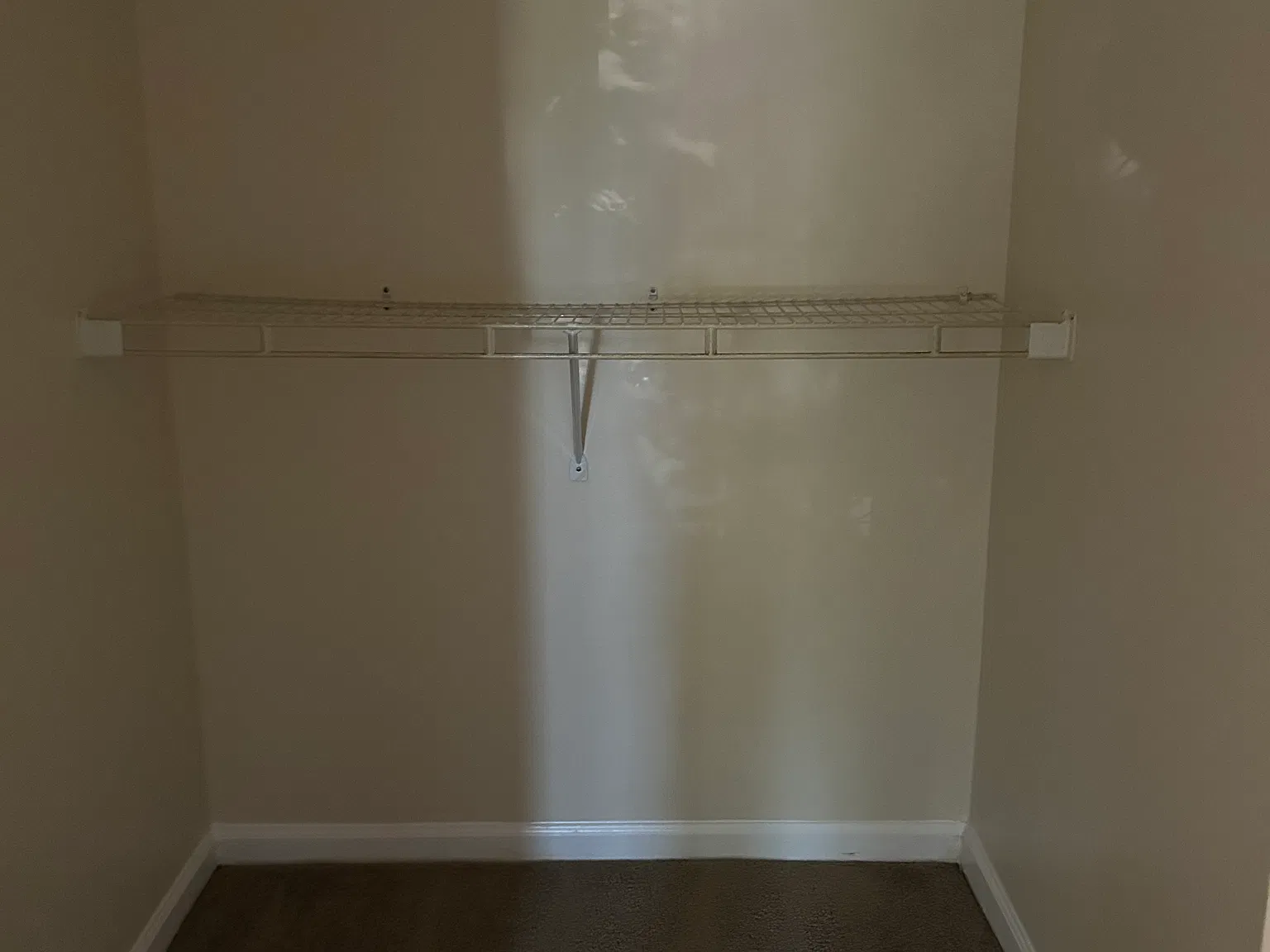 2 bed, 900 sqft, $1,800 — Photo 3