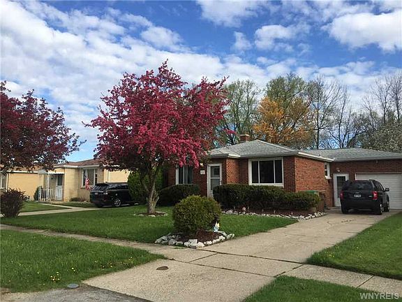 2nd image of 102 McParlin Ave