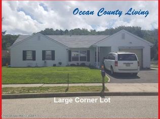 416 Cheyenne Dr, Waretown, NJ 08758