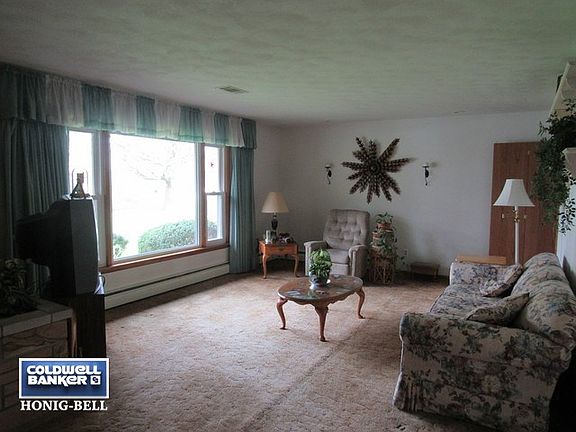 2nd image of 16213 W Creek Dr