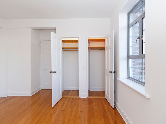 5th image of 150 Greenway Ter APT 62E
