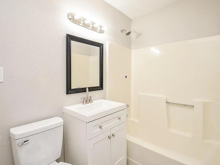 2110 Pickerton Dr — Photo 17