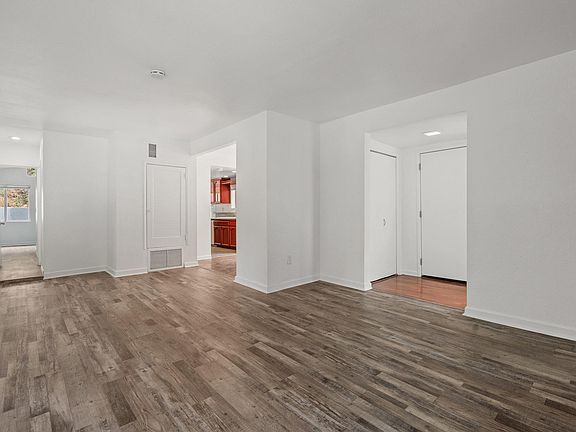 2nd image of 1628 N Beverly Glen Blvd