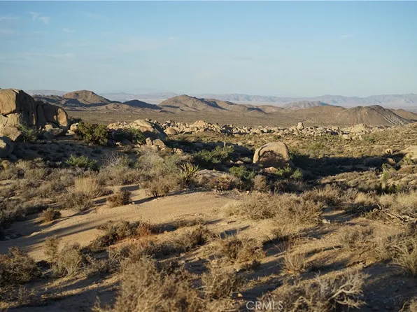 52588 Blackbrush Rd, Pioneertown, CA 92268
