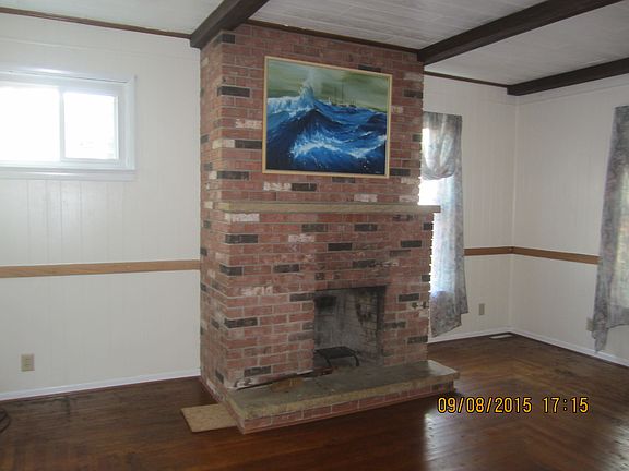 3rd image of 603 N Dawson St