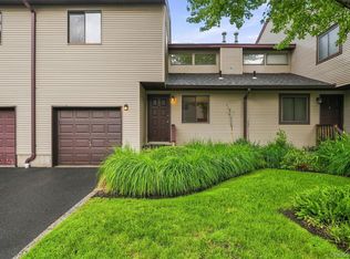 6 Ryan Court, Nanuet, NY 10954