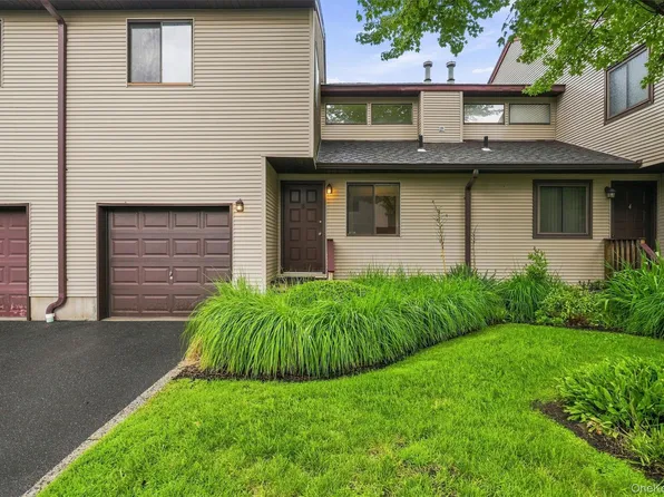 6 Ryan Court, Nanuet, NY 10954