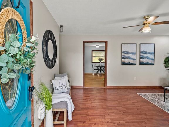 3rd image of 7 Riverview Dr