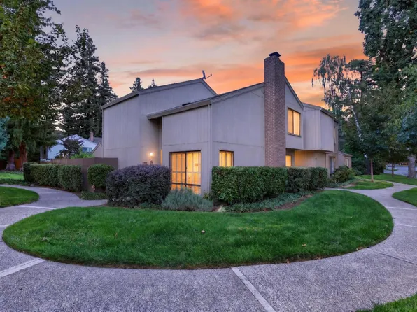 2279 Swarthmore Dr, Sacramento, CA 95825