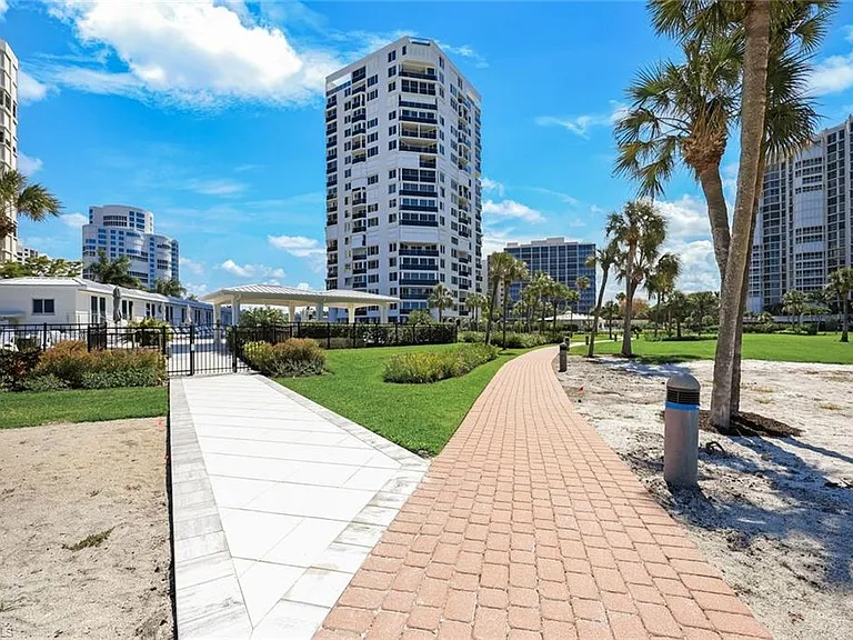4041 Gulf Shore Blvd N #1505 — Photo 21