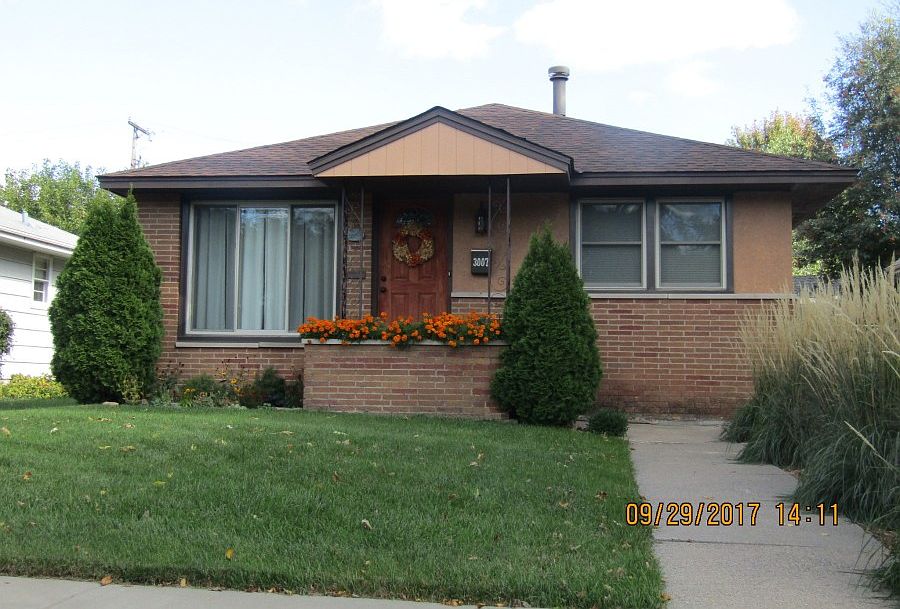 1st image of 3007 Randolph St NE