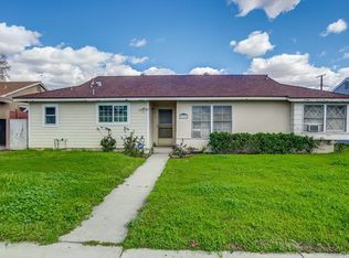 9322 Hayvenhurst Ave, North Hills, CA 91343