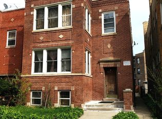 3027 N Davlin Ct, Chicago, IL 60618