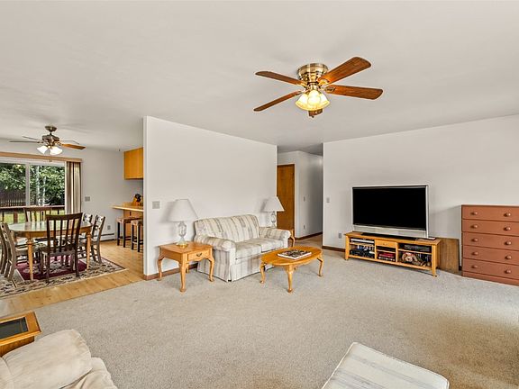 4th image of 1790 Brome Drive