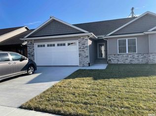 1484 Dearborn Dr, Springfield, IL 62711