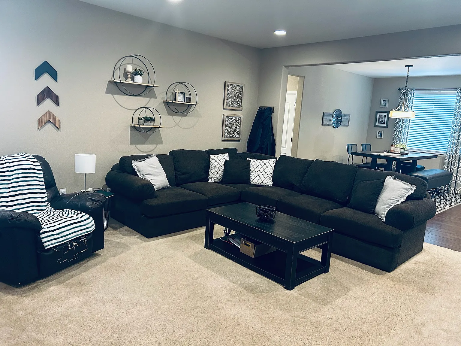 4473 Hydrangea Way — Photo 1