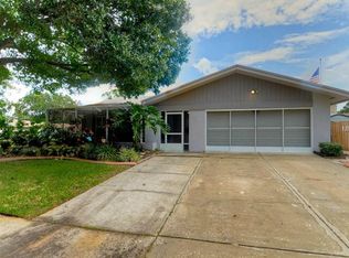4221 Windtree Dr, Tampa, FL 33624