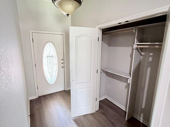 4th image of 2708 Hydrangea Ave
