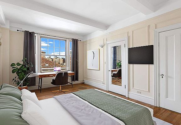 5th image of 170 W 74th St APT 1207