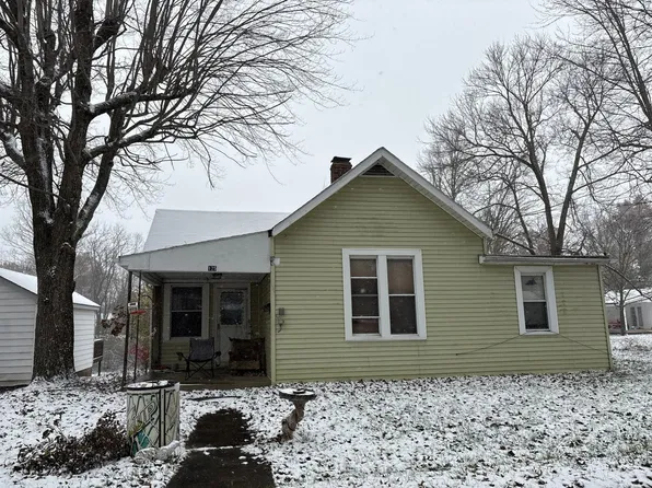 125 Fagley St, Bethel, OH 45106